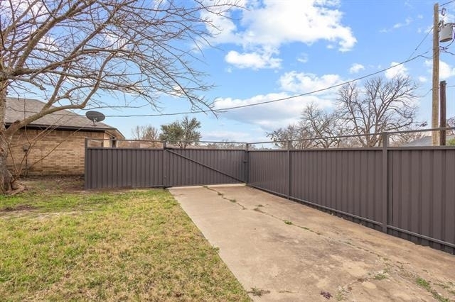 3327 Carriage Circle - Photo 34