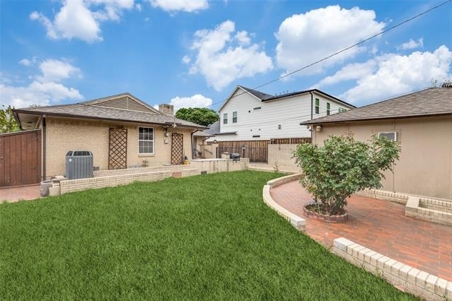 9210 Larchwood Drive - Photo 11