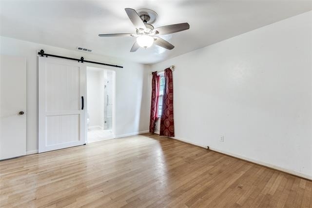9210 Larchwood Drive - Photo 8