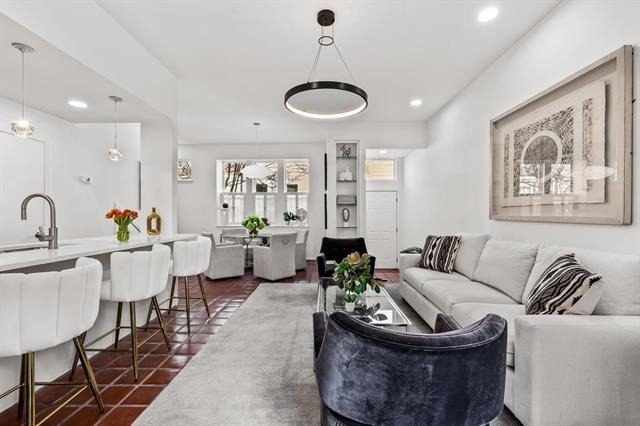 4006 Holland Avenue - Photo 2