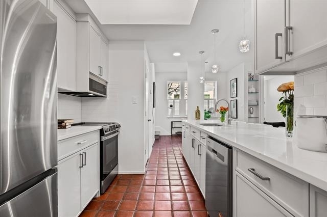4006 Holland Avenue - Photo 9