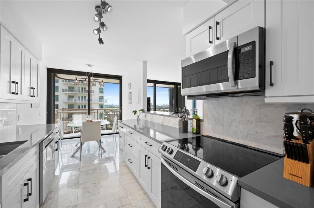 3400 N Ocean Drive - Photo 8