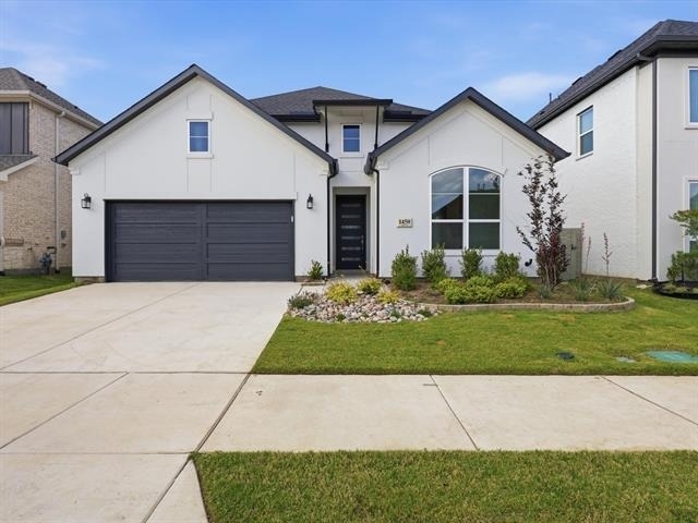 1450 20th Street - Photo 0