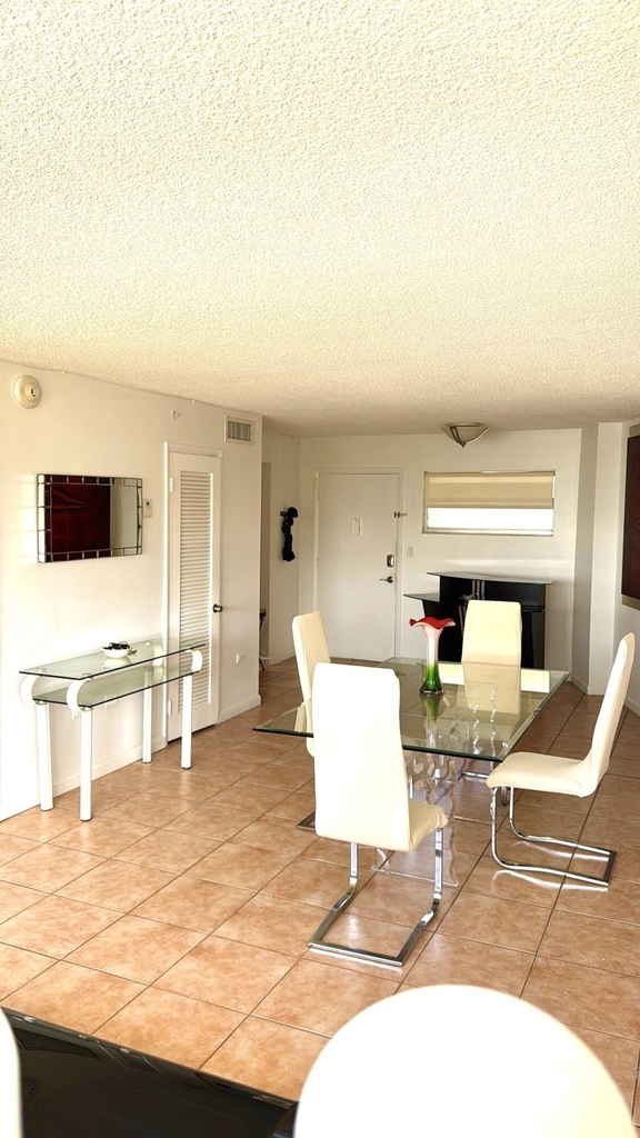 1881 Washington Avenue - Photo 6