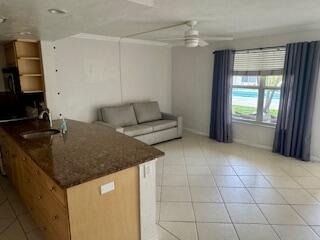 1012 Se 15th Street - Photo 2