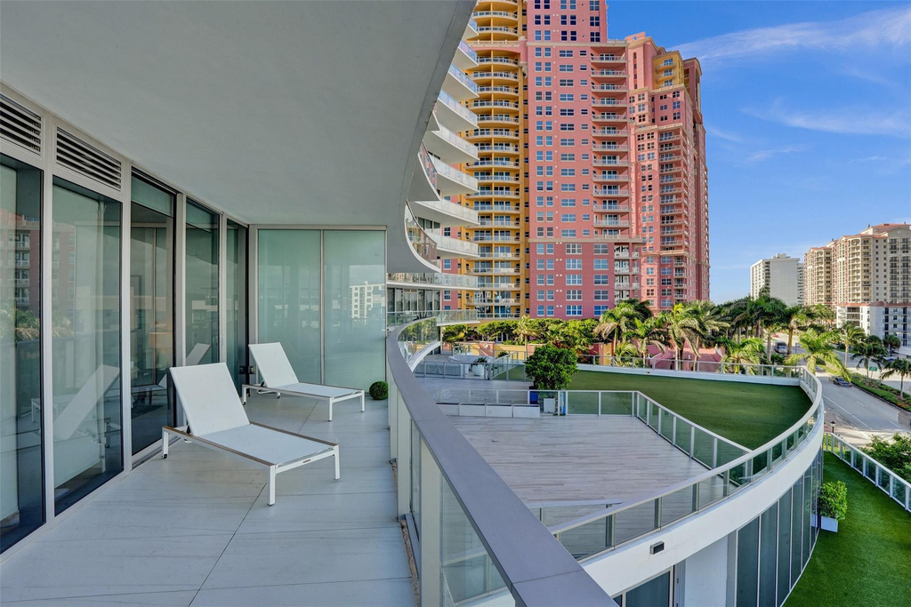 2200 N Ocean Boulevard - Photo 41