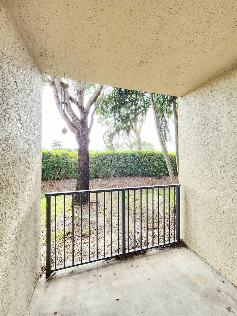 15145 Michelangelo Boulevard - Photo 19
