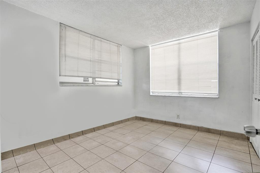 9440 Poinciana Place - Photo 12
