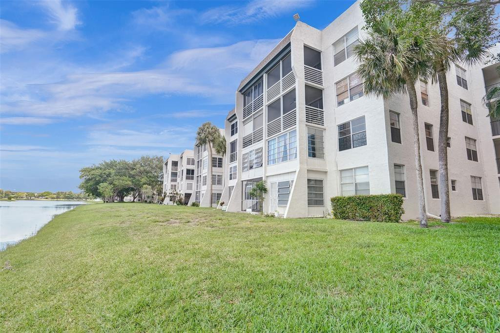 9440 Poinciana Place - Photo 21