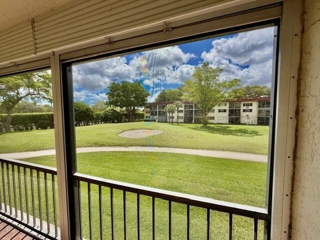 8940 S Hollybrook Boulevard - Photo 18