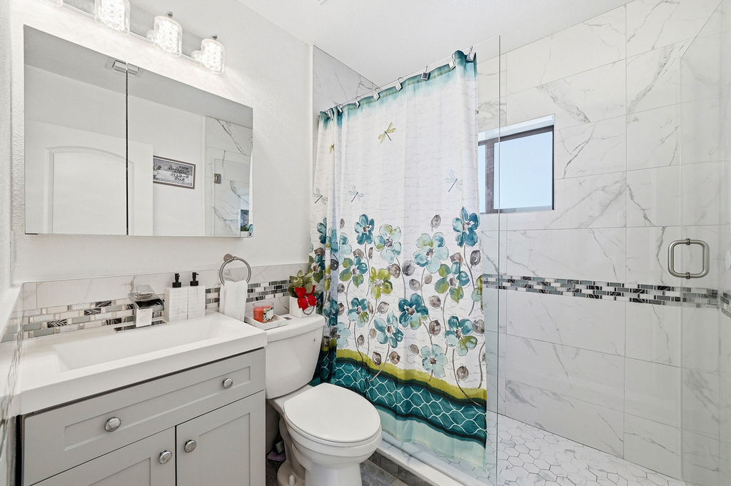 1320 Sw 34th Avenue - Photo 9