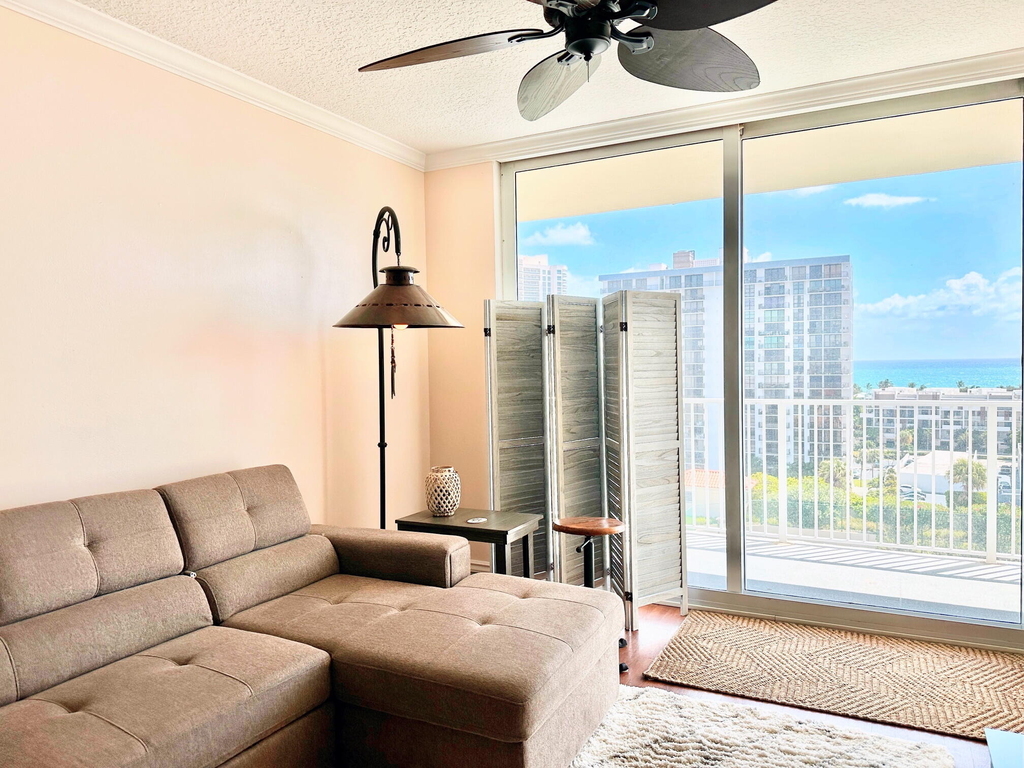 3020 Ne 32nd Avenue - Photo 2