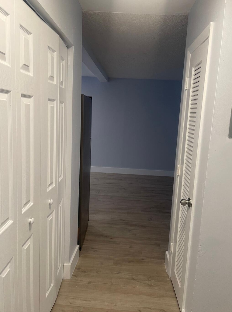 780 Ne 46th Court - Photo 5