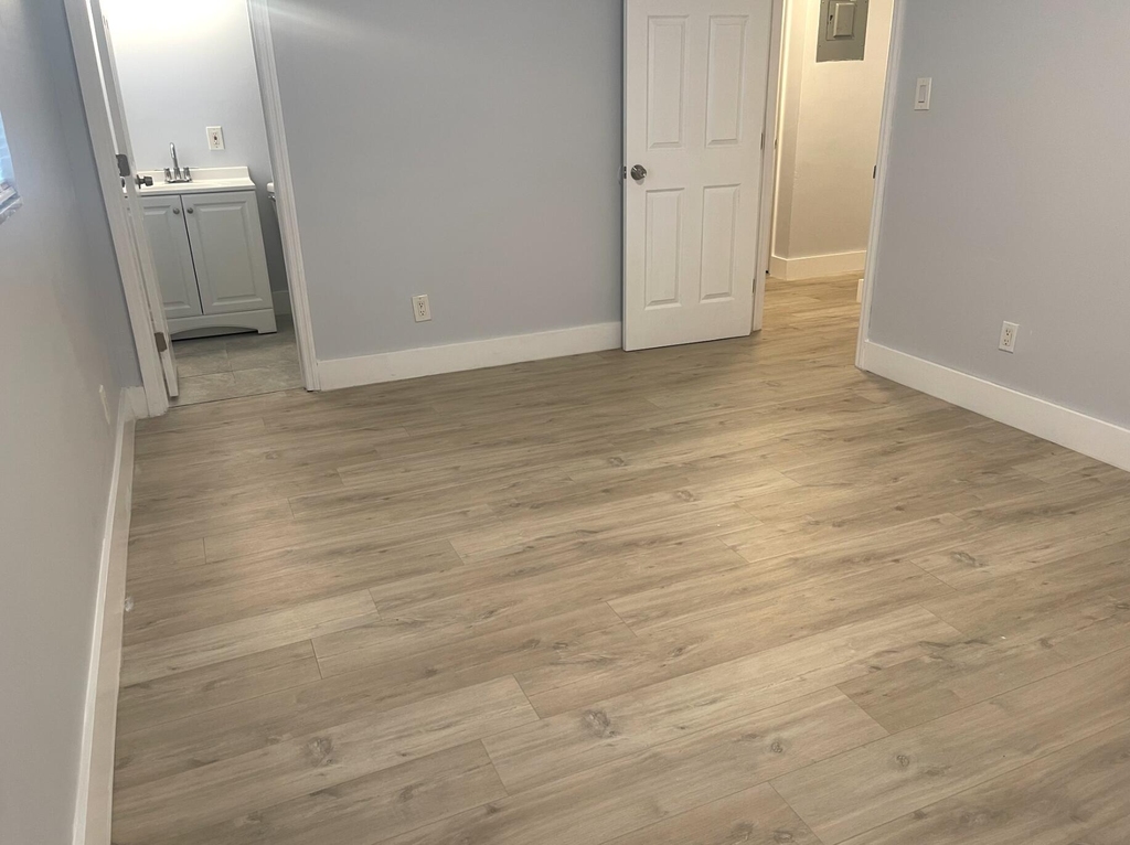 780 Ne 46th Court - Photo 7