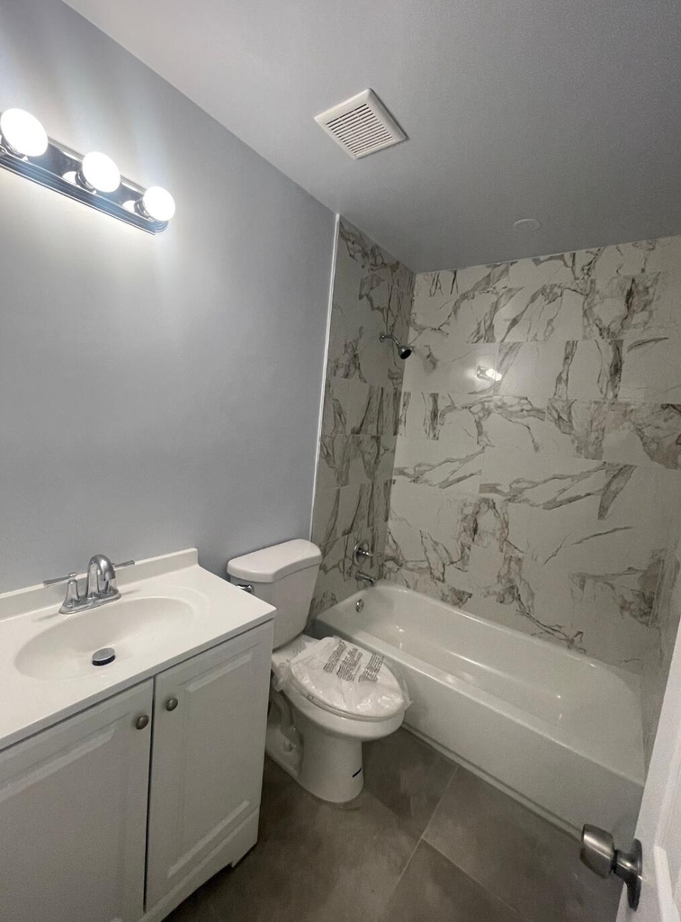 780 Ne 46th Court - Photo 11