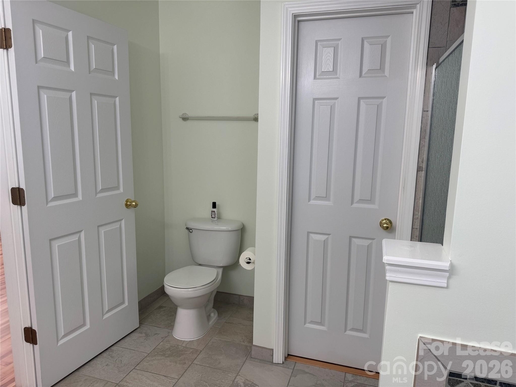 136 Madelia Place - Photo 26