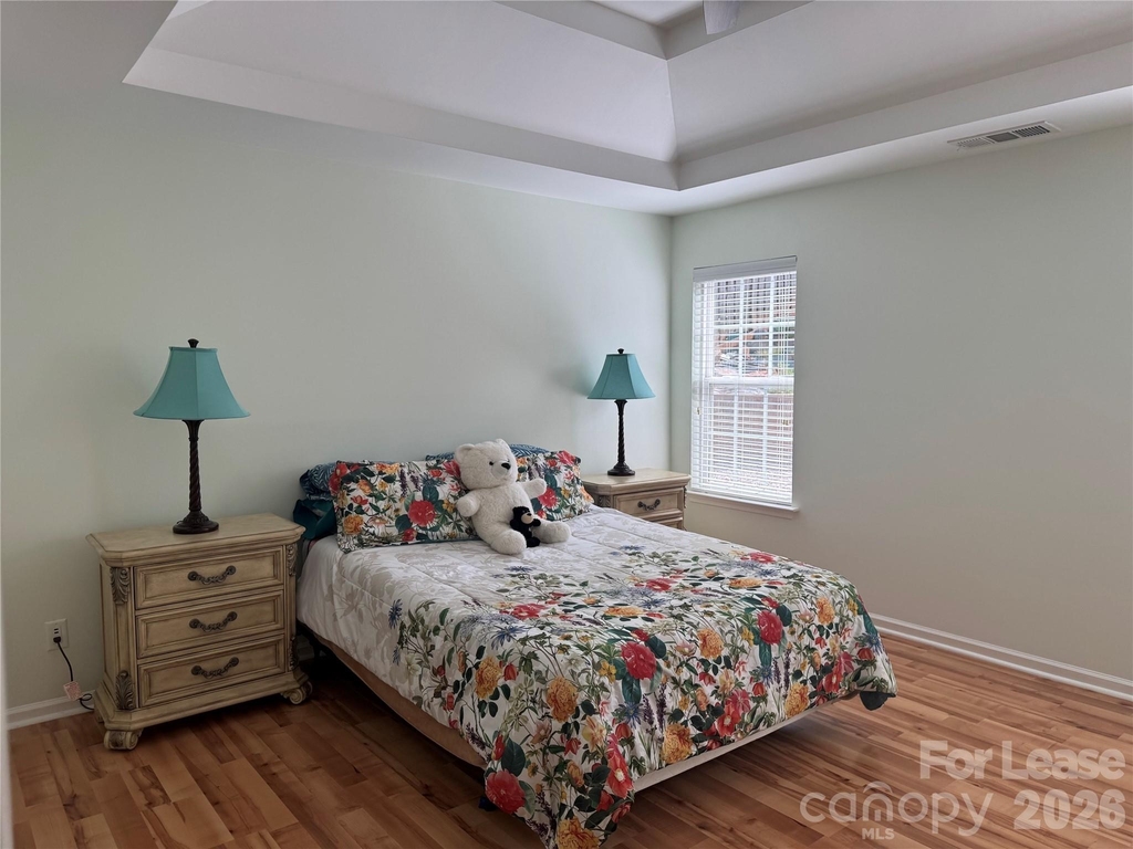 136 Madelia Place - Photo 21