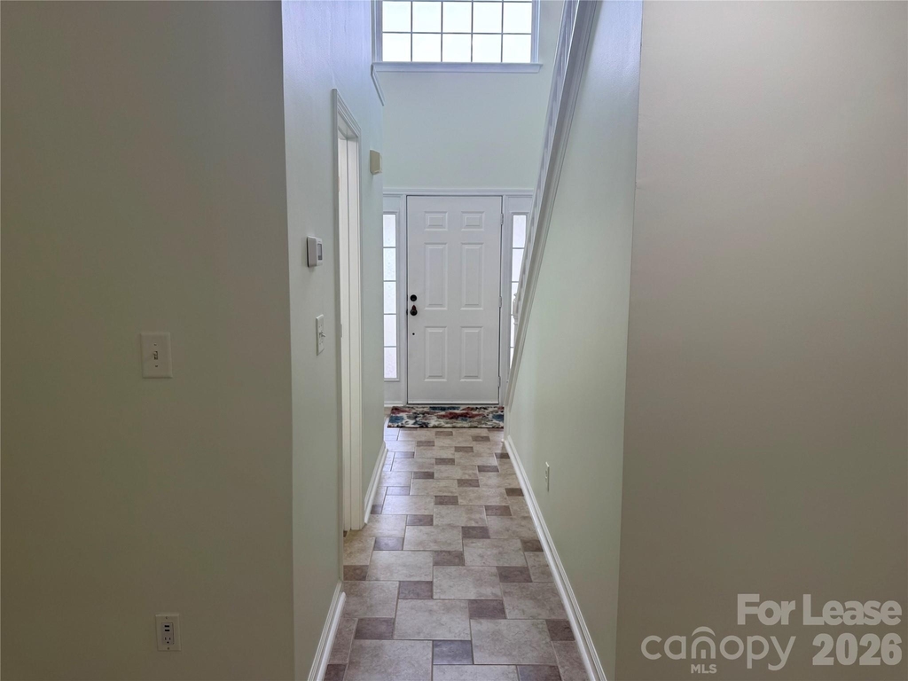 136 Madelia Place - Photo 29