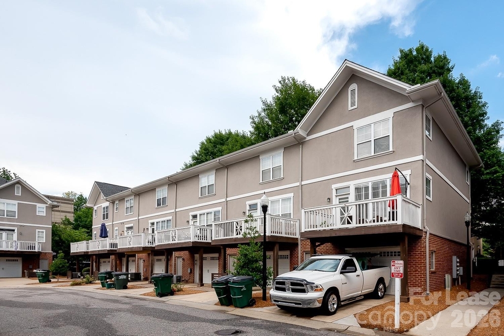 206 S Cedar Street - Photo 11