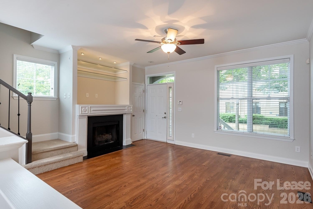 206 S Cedar Street - Photo 1
