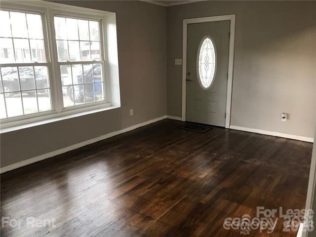 5027 Baylor Drive - Photo 4