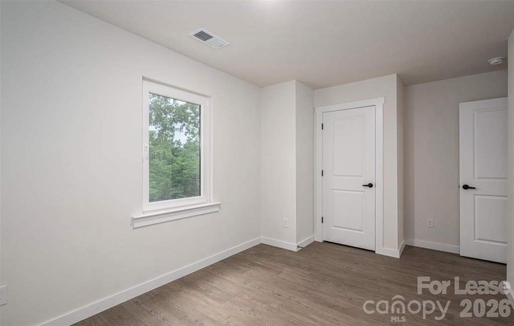 420 17th Street - Photo 3