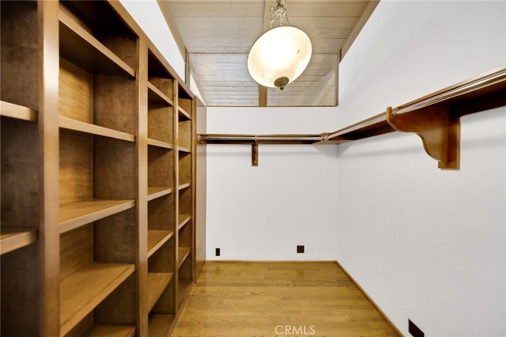2300 Villa Heights - Photo 29