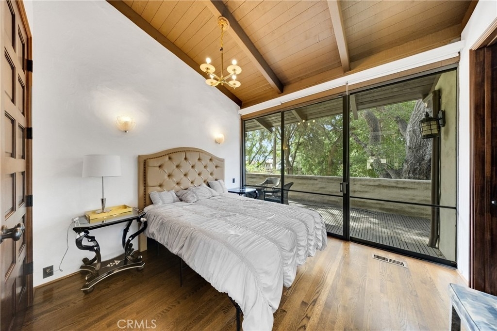 2300 Villa Heights - Photo 38