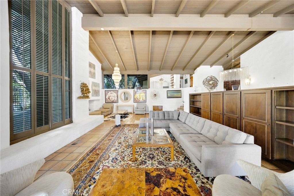 2300 Villa Heights - Photo 4