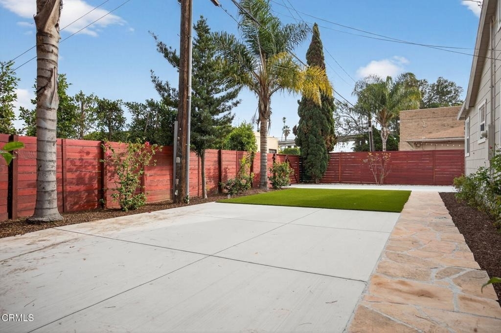 201 S Olive Street - Photo 31