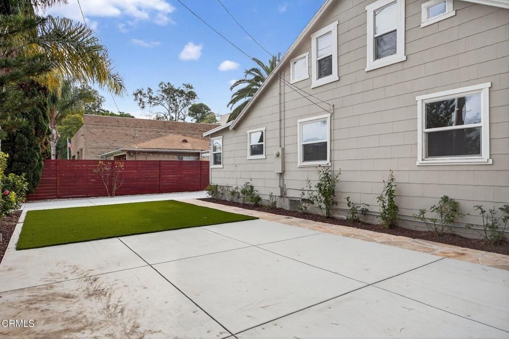 201 S Olive Street - Photo 32