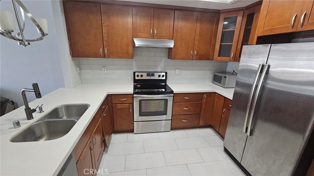 876 Tangerine Street - Photo 3
