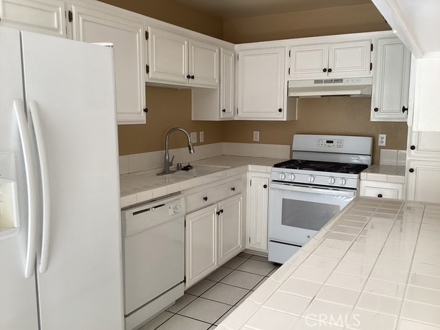39225 10th Street W - Photo 5