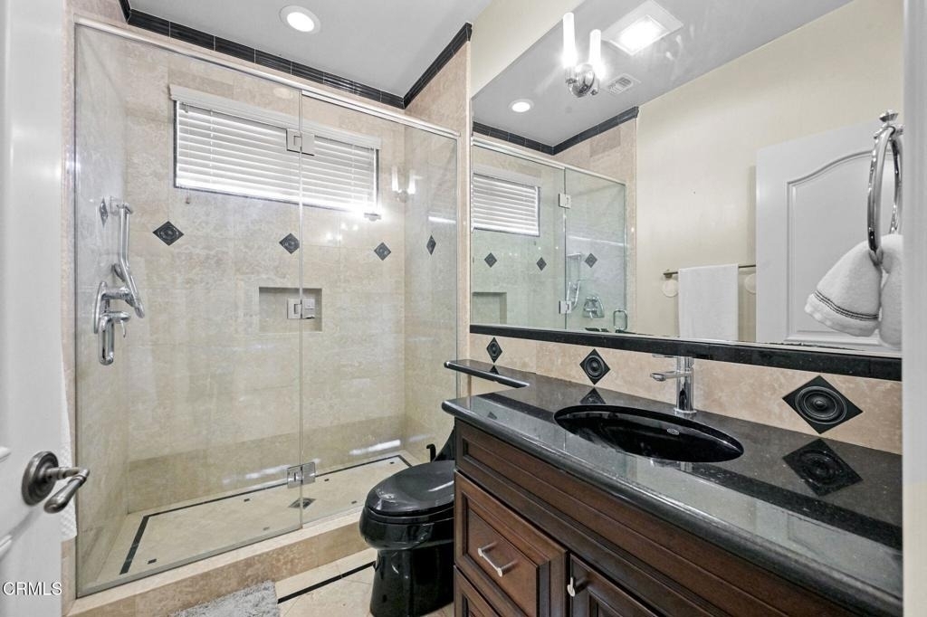 3263 New York Drive - Photo 32