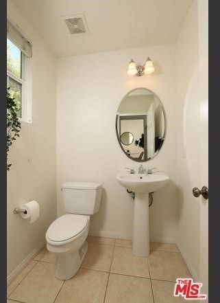 211 Danbrook - Photo 3