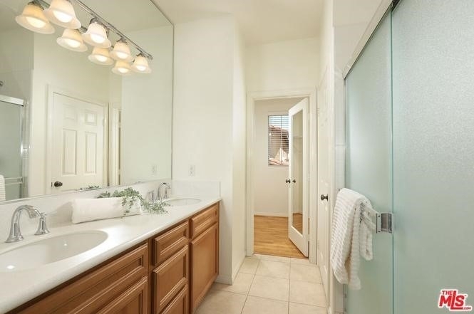 211 Danbrook - Photo 5