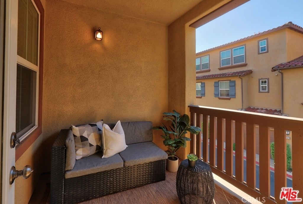 211 Danbrook - Photo 7