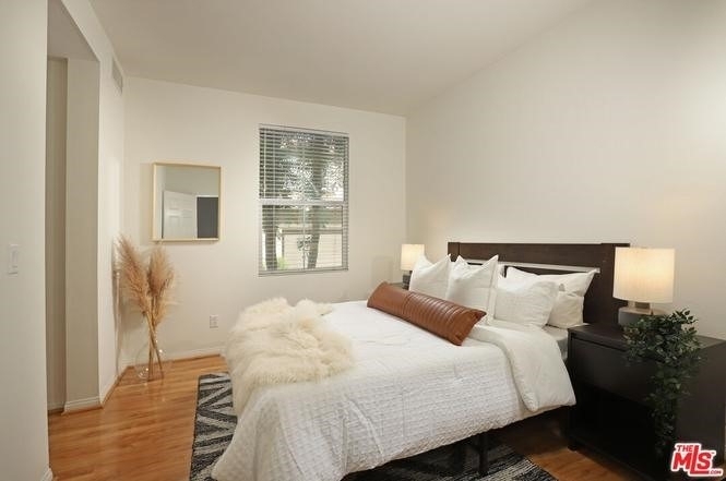211 Danbrook - Photo 4