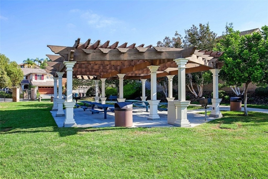 27731 Daisyfield Drive - Photo 19