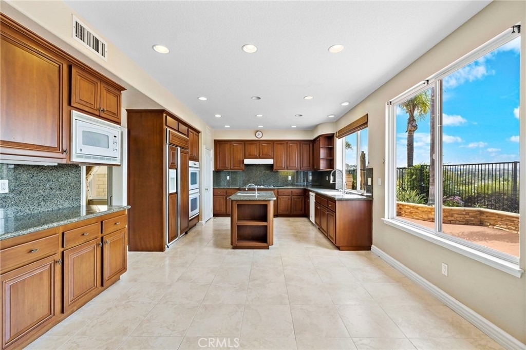 27731 Daisyfield Drive - Photo 9