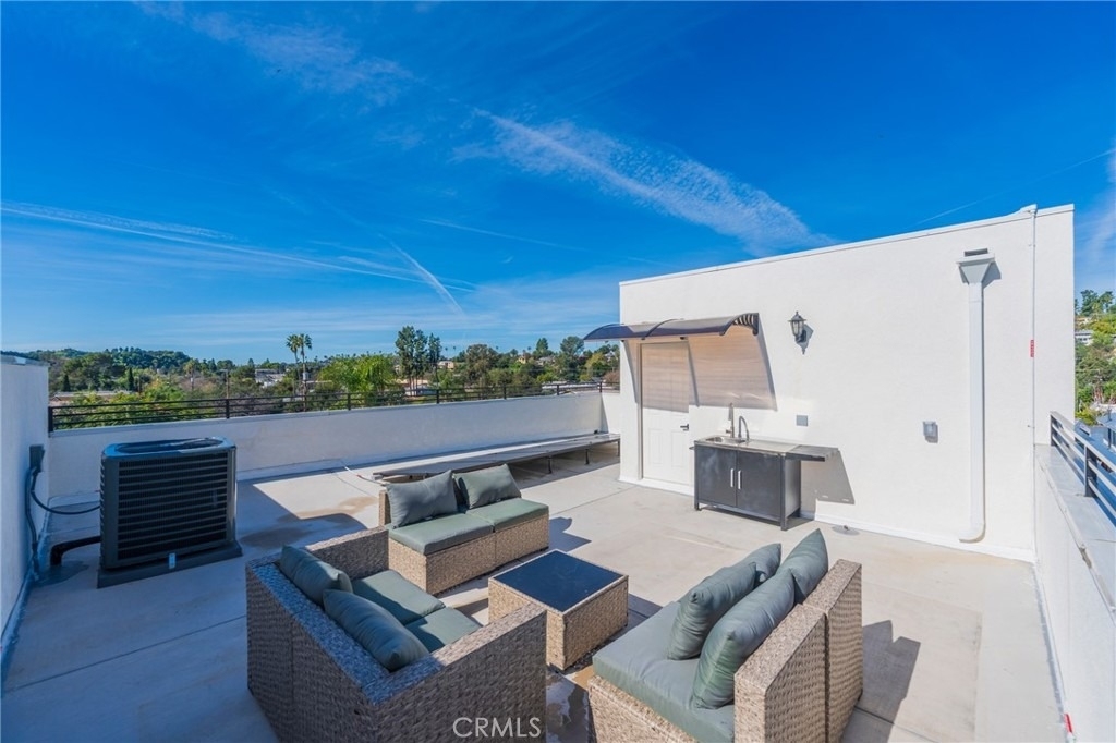 712 N Chestnut Avenue - Photo 18