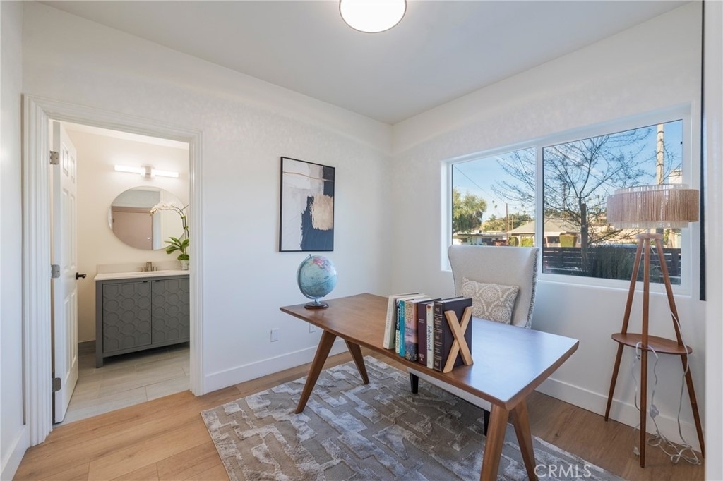 712 N Chestnut Avenue - Photo 6