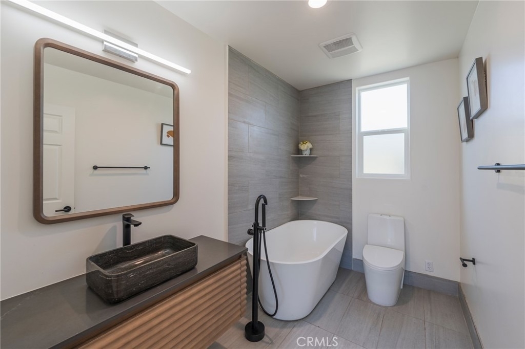 712 N Chestnut Avenue - Photo 12