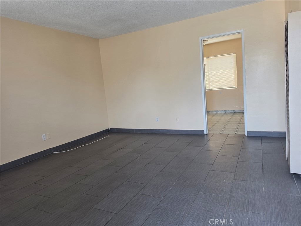 834 S Greenwood Avenue - Photo 2