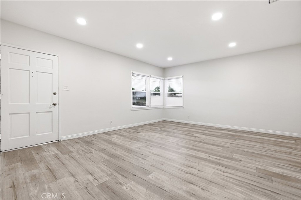 3735 5th - Photo 2