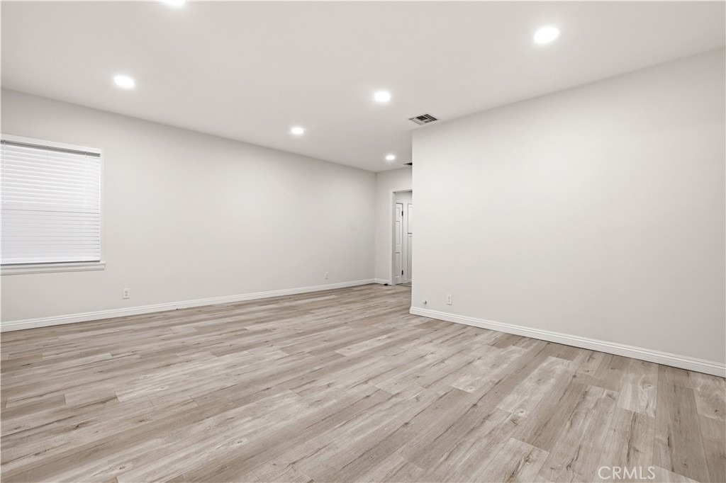 3735 5th - Photo 5