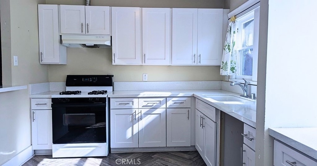 233 W I Street - Photo 1