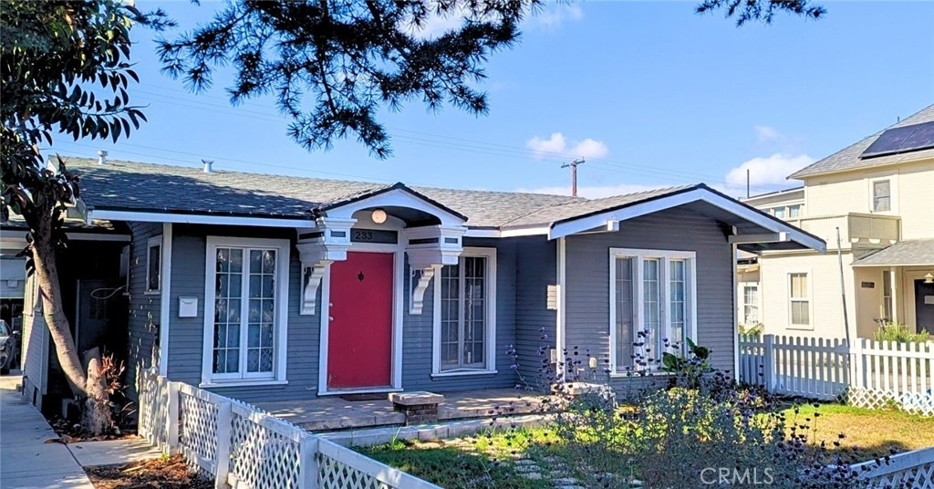 233 W I Street - Photo 3