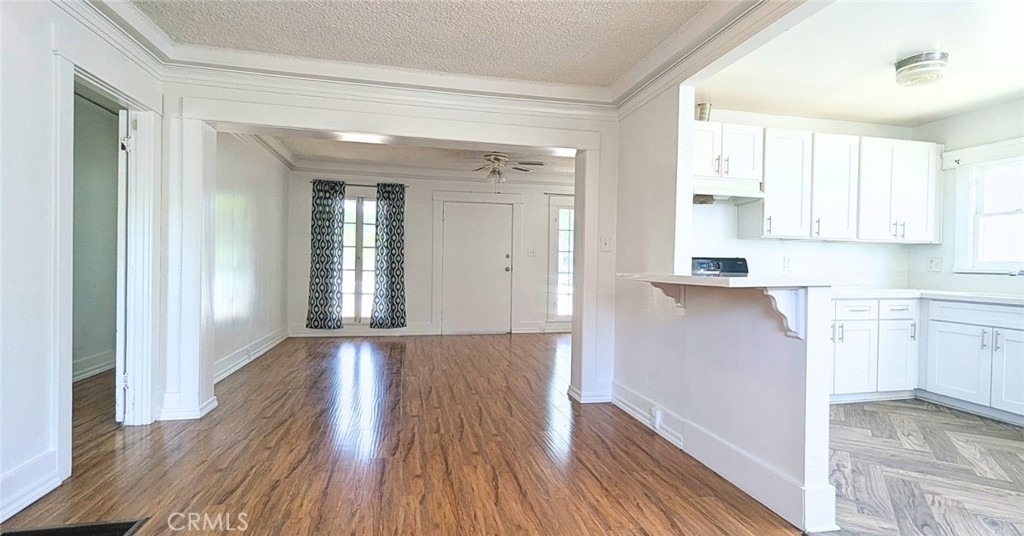 233 W I Street - Photo 4