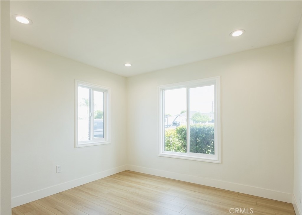 4937 Taft Street - Photo 16